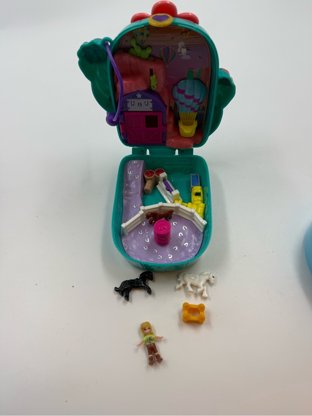 Polly pocket pocket world cactus cowgirl ranch with doll & accessories